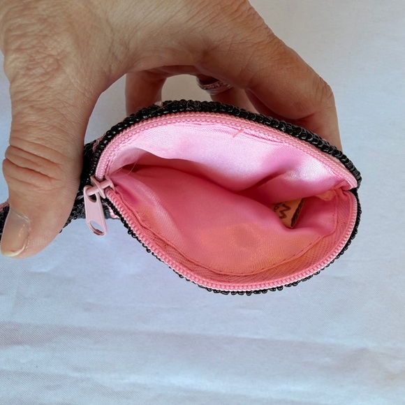 Vintage C. Marie Pink Poodle Beaded Coin Purse Pink Satin Interior - Picture 3 of 8